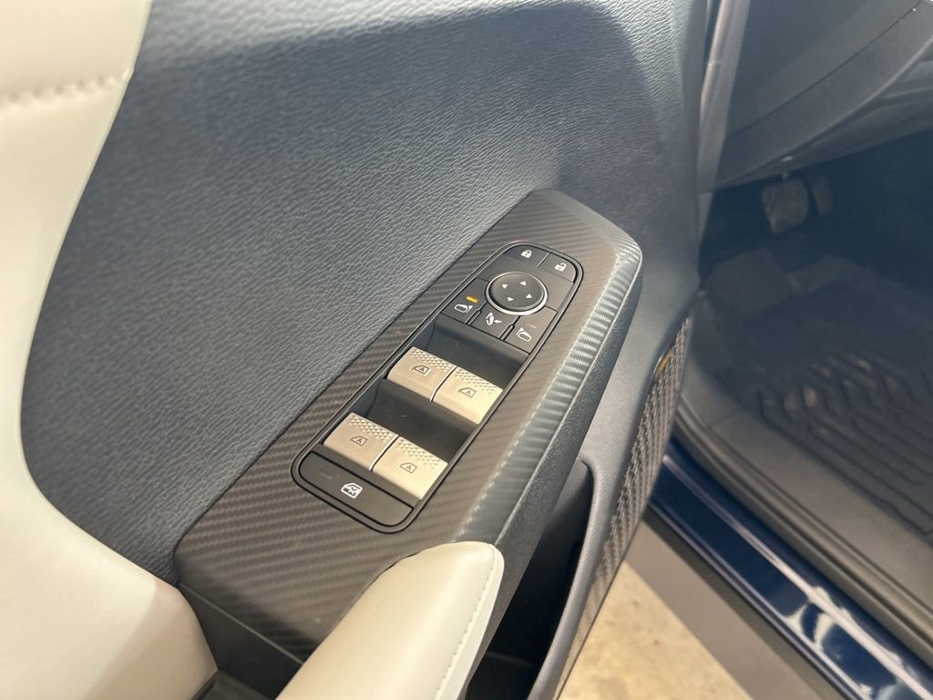 New 2026 Mitsubishi Outlander SE image 38