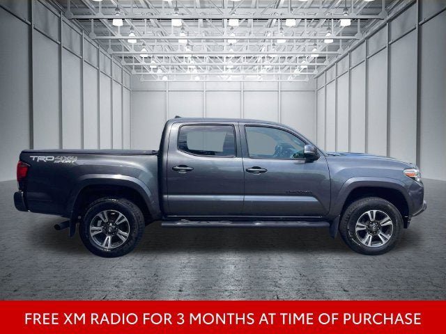 Used 2019 Toyota Tacoma TRD Sport AWD/4WD image 5