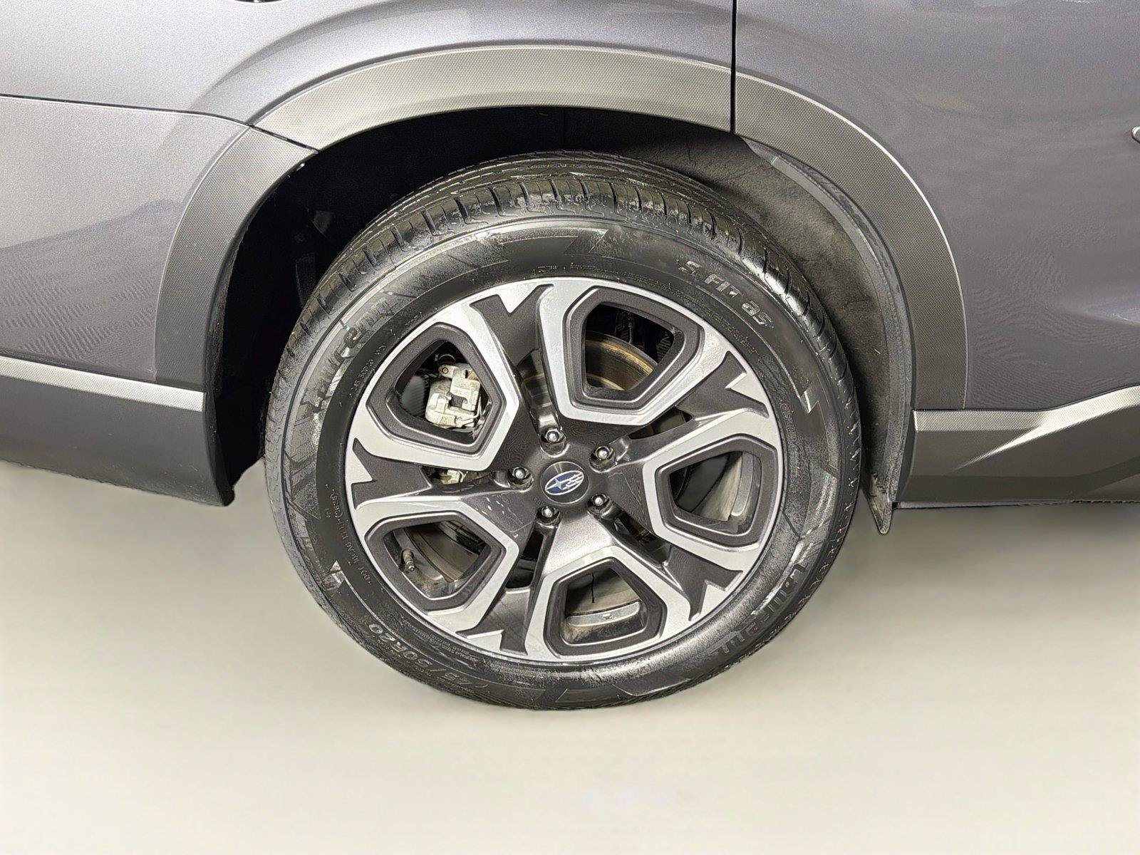 Used 2025 Subaru Ascent Touring AWD/4WD image 34
