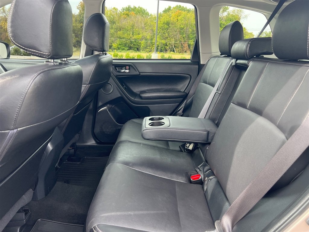 Used 2016 Subaru Forester 2.5i Limited AWD/4WD image 14