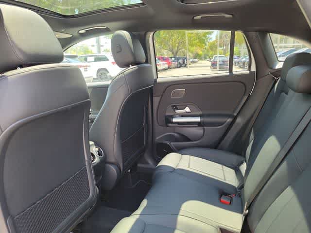 Used 2023 Mercedes-Benz GLA 250 4MATIC image 20