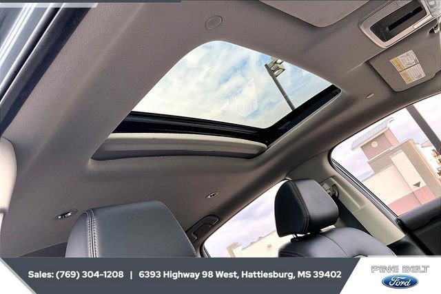 Used 2024 Honda HR-V EX-L image 16