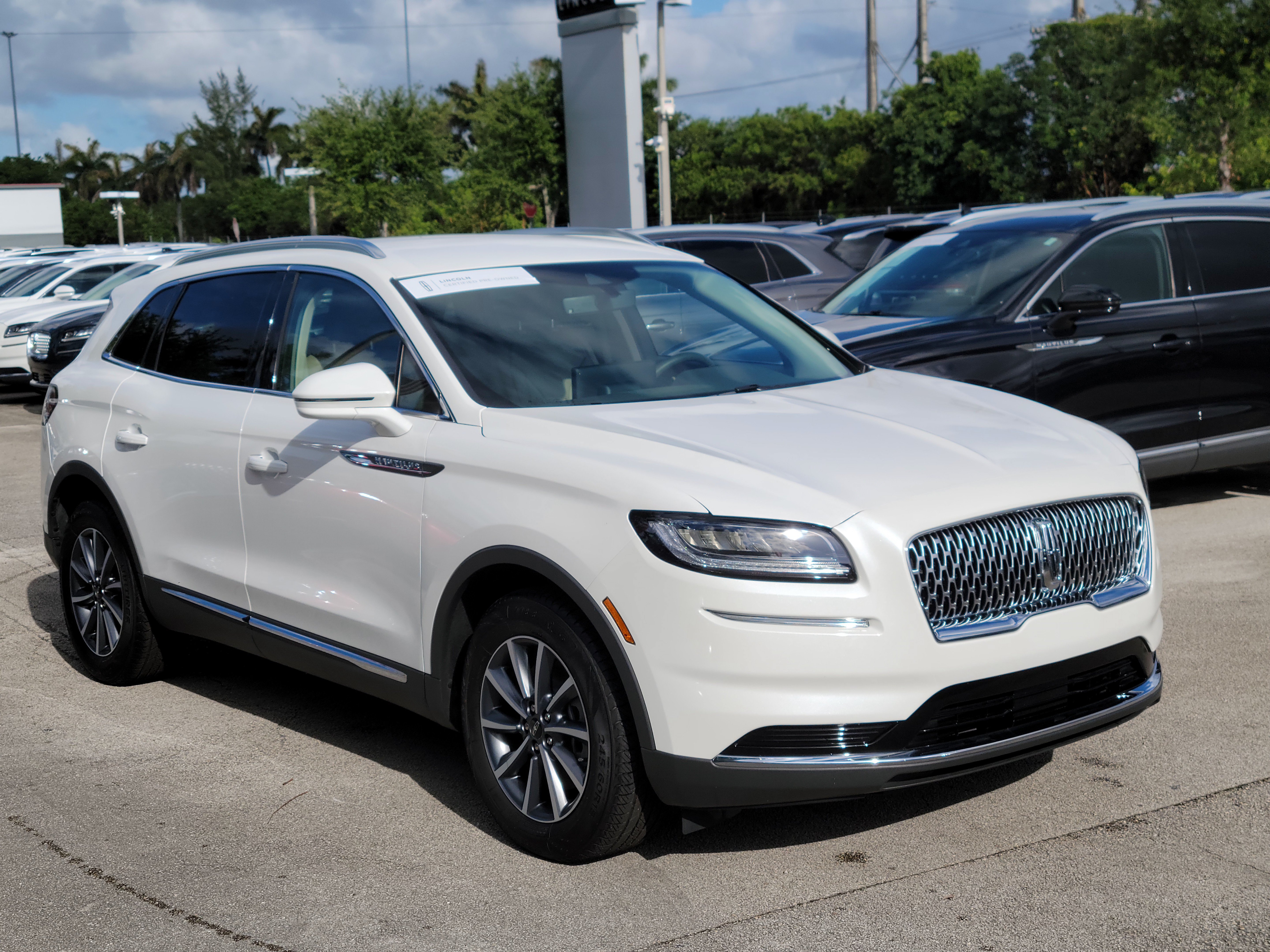 Certified 2023 Lincoln Nautilus FWD image 21