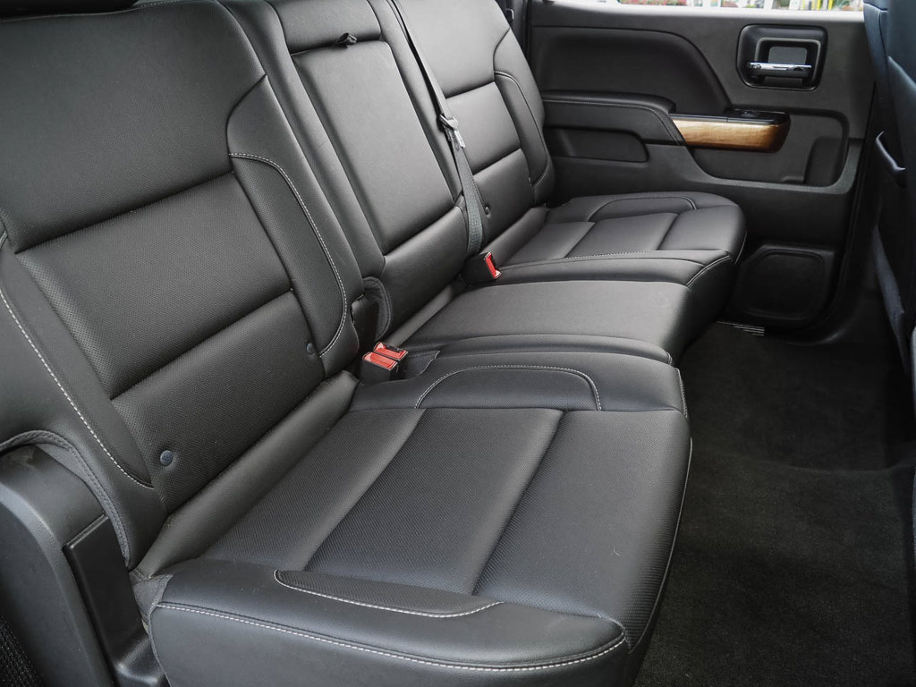 Used 2018 Chevrolet Silverado 1500 LTZ w/ Sport Package AWD/4WD image 18
