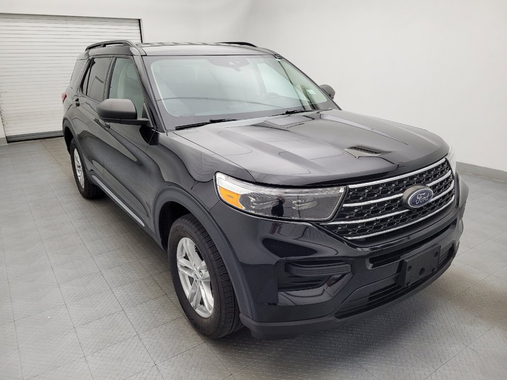 Used 2023 Ford Explorer XLT image 13