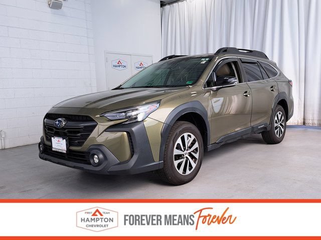 Used 2023 Subaru Outback Premium AWD/4WD image 1