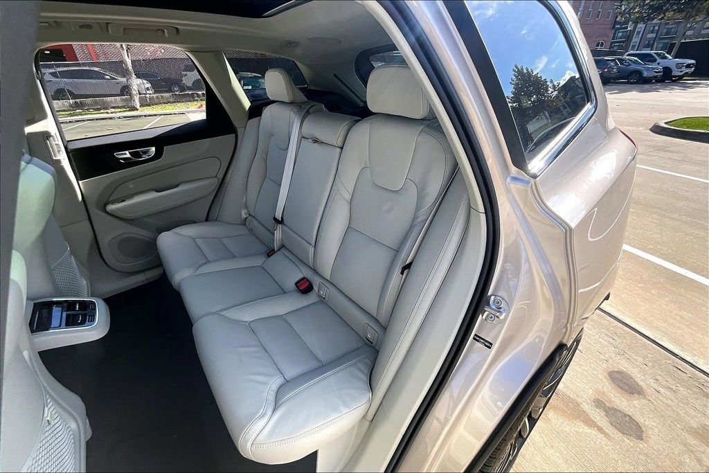 New 2026 Volvo XC60 B5 Ultra w/ Protection Package Premier AWD/4WD image 23