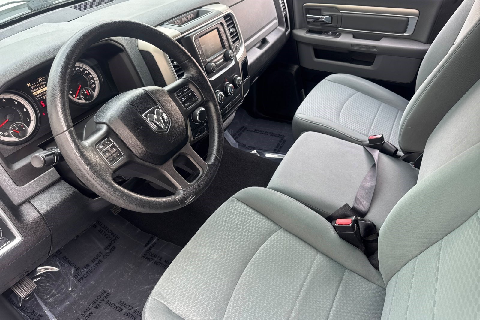 Used 2014 RAM 1500 Classic SLT AWD/4WD image 4