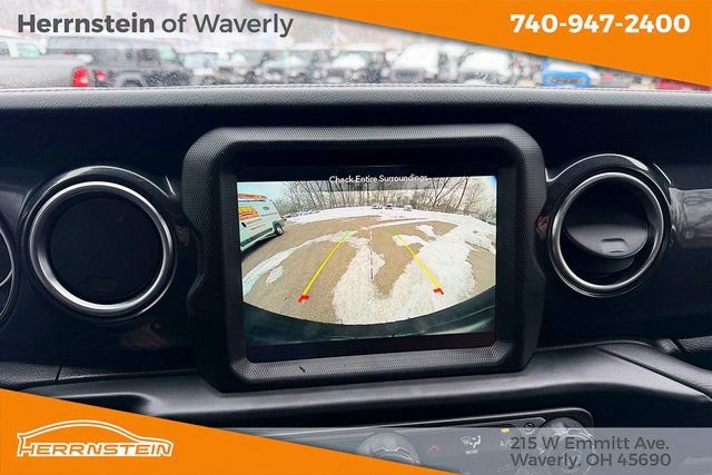 Used 2023 Jeep Wrangler Sahara image 16