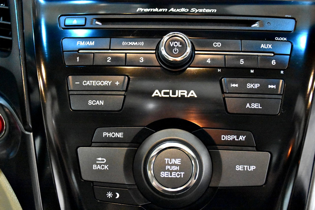 Used 2013 Acura ILX w/ Premium Package image 16