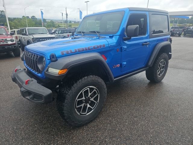 Used 2024 Jeep Wrangler Rubicon w/ Technology Group AWD/4WD image 3