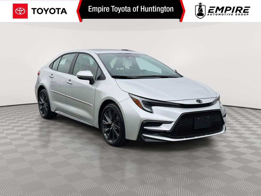 Used 2025 Toyota Corolla SE w/ SE Premium Package