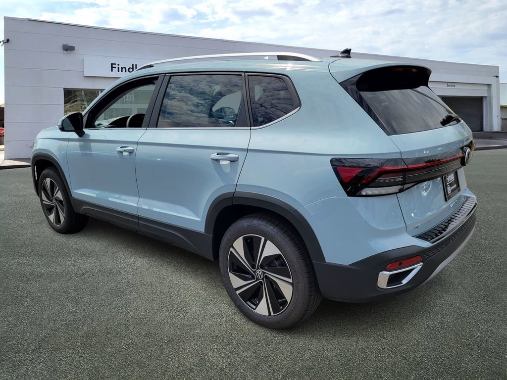 New 2025 Volkswagen Taos SE image 4