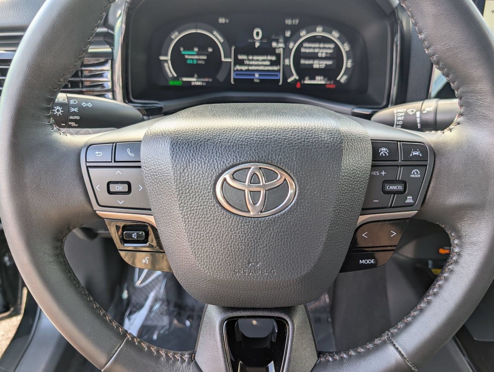 Used 2026 Toyota Camry XLE FWD image 11