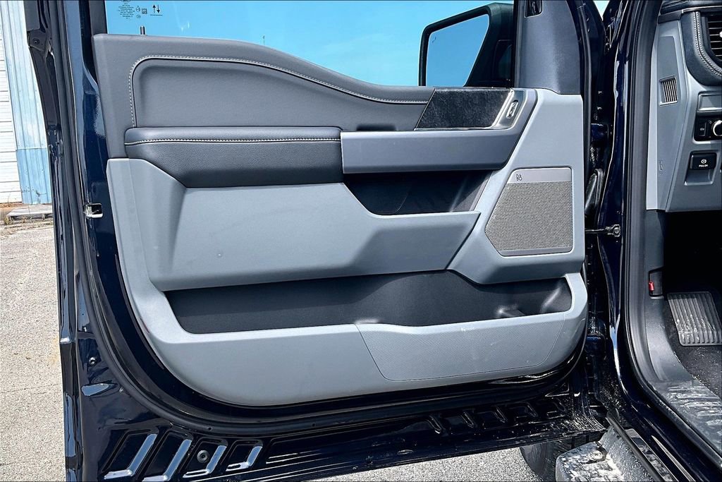 New 2025 Ford F150 Lightning Flash image 13