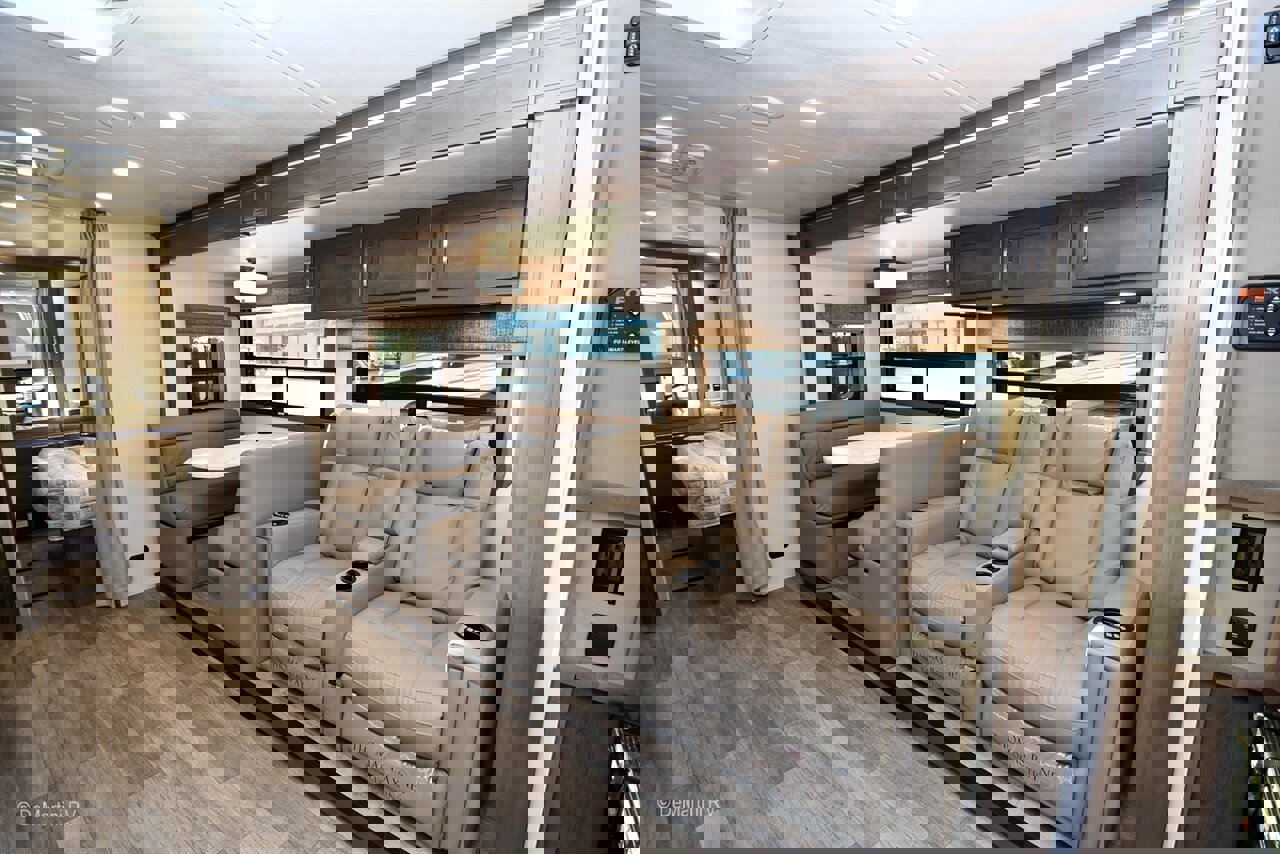 Used 2024 RAM 5500 SLT w/ Quick Order Package 2YG SLT image 4