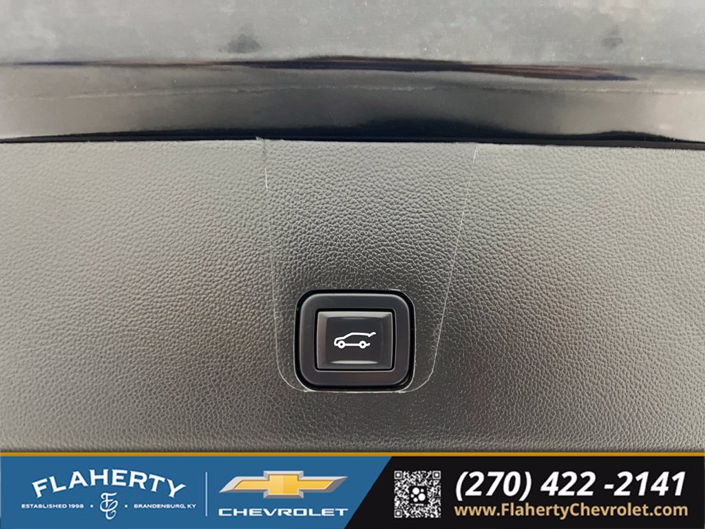 Used 2023 Chevrolet Traverse LT w/ LT Premium Package AWD/4WD image 22
