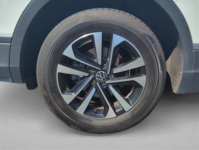 Certified 2023 Volkswagen Tiguan S FWD image 12