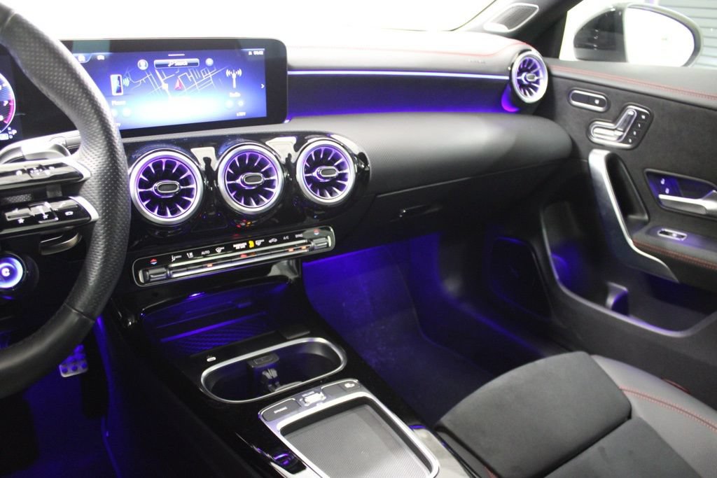 Certified 2025 Mercedes-Benz CLA 35 AMG 4MATIC image 21