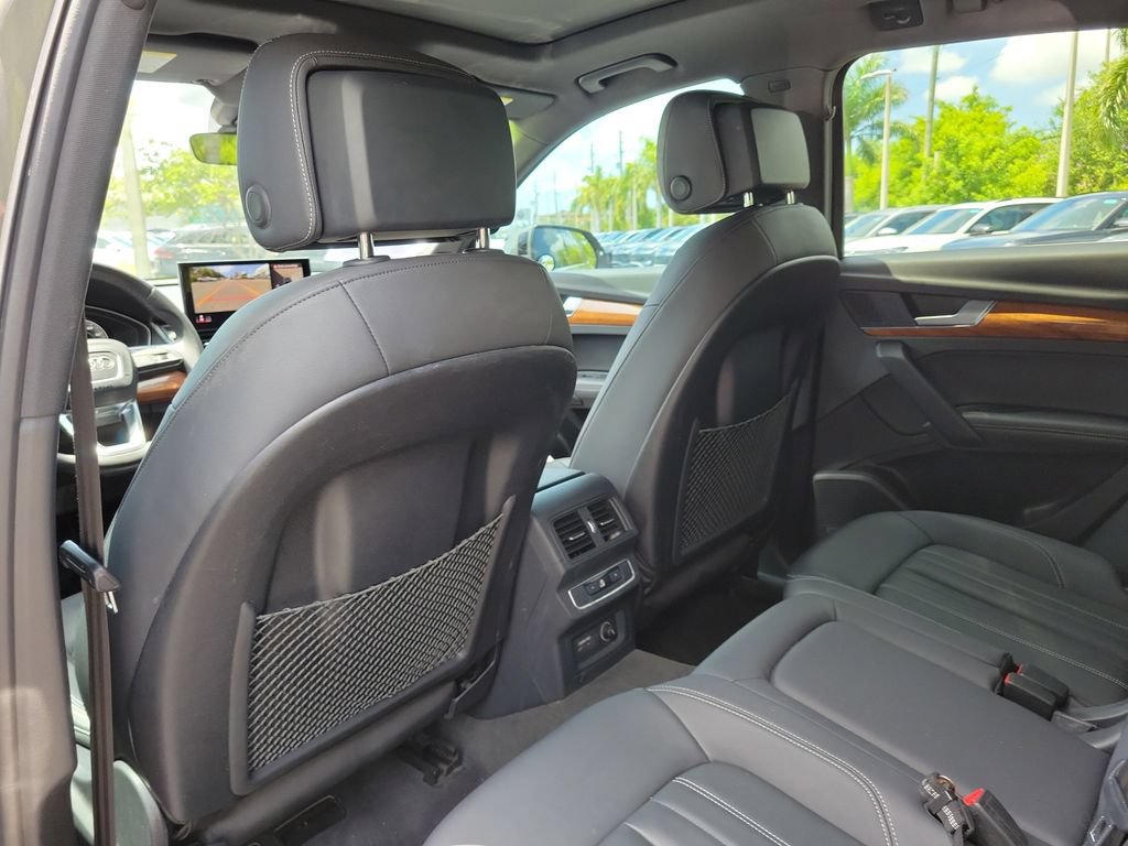 Used 2023 Audi Q5 2.0T Premium Plus w/ Premium Plus Package AWD/4WD image 13