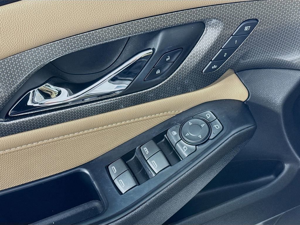 Used 2023 Chevrolet Traverse Premier w/ LPO, Floor Liner Package image 17