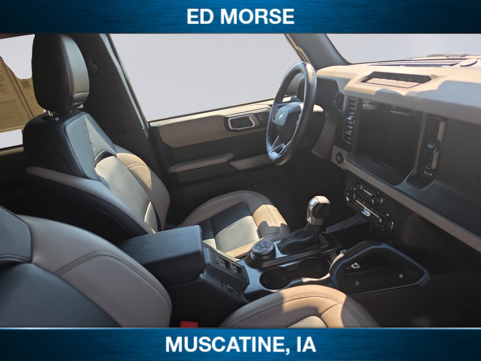 Used 2023 Ford Bronco Wildtrak AWD/4WD image 15