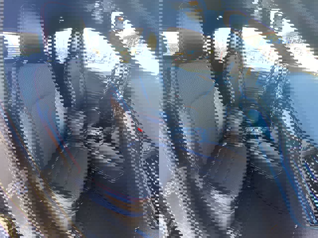 Used 2024 Ford Escape ST-Line image 23