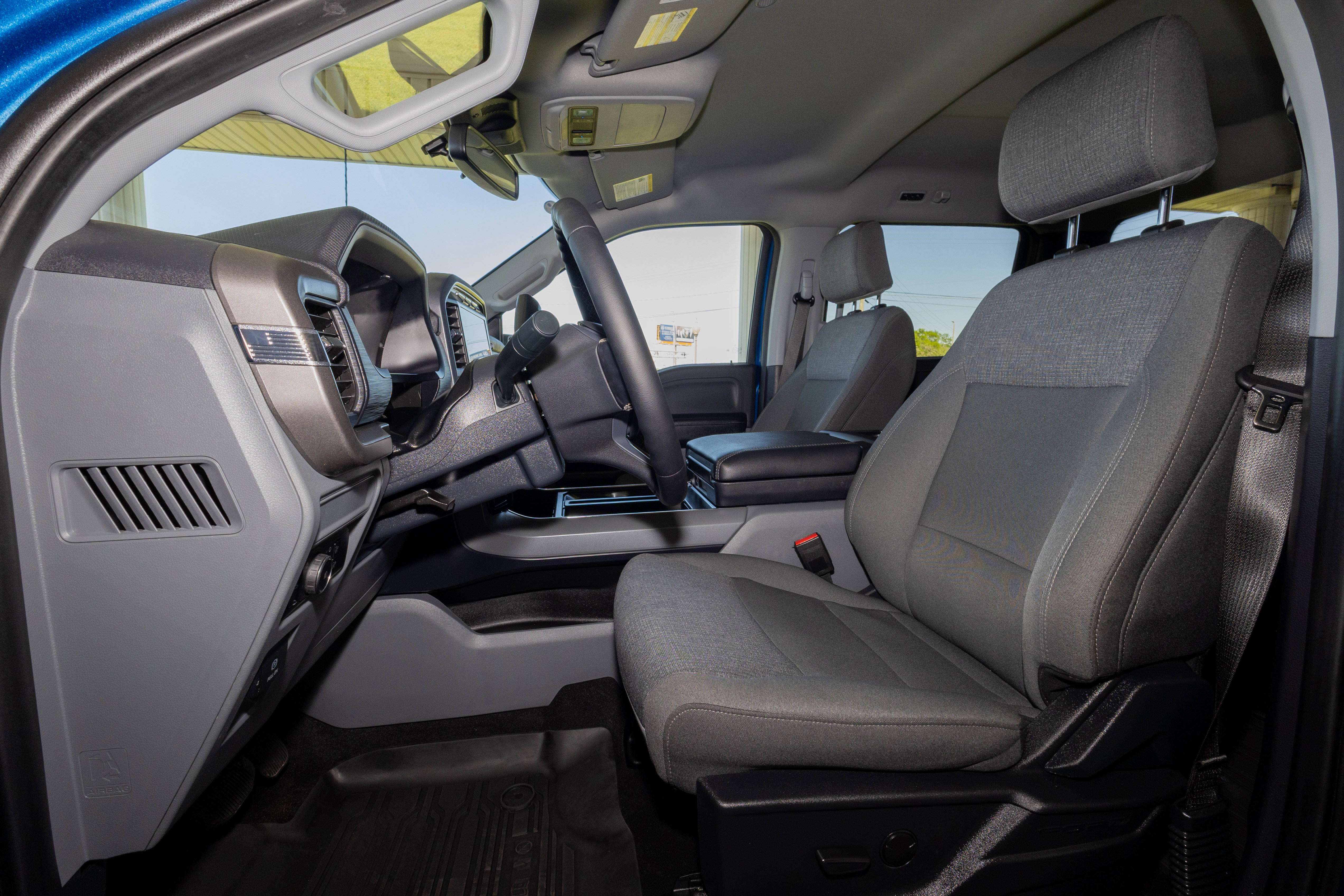 Used 2024 Ford F150 XLT w/ FX4 Off-Road Package image 11