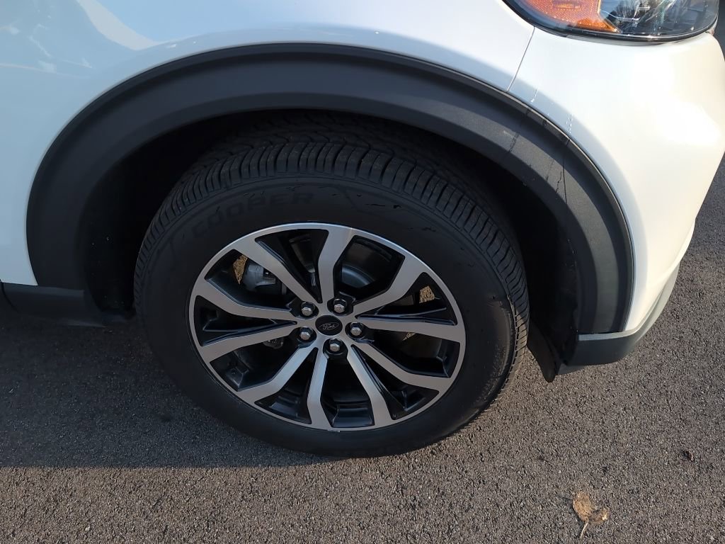 Used 2022 Ford Explorer ST image 45