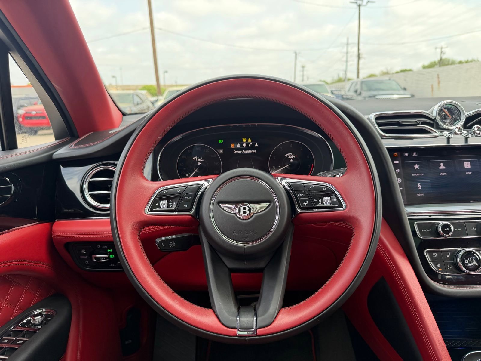 Used 2021 Bentley Bentayga image 13