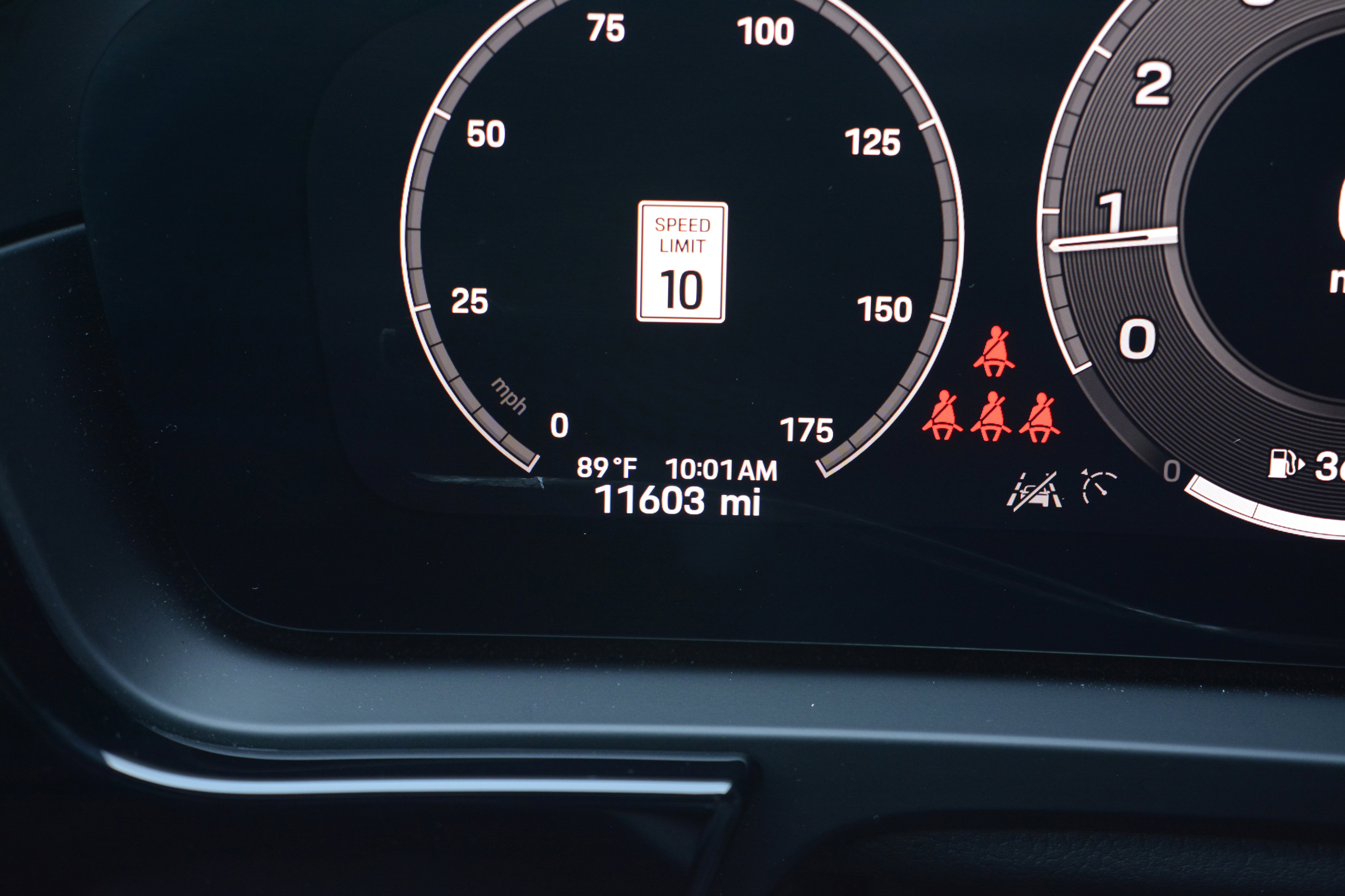 Certified 2024 Porsche Cayenne Coupe AWD/4WD image 18