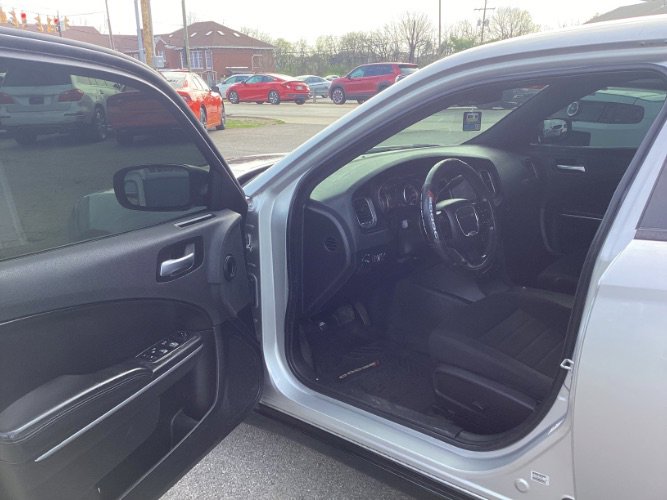 Used 2019 Dodge Charger Police w/ Street Appearance Group image 4