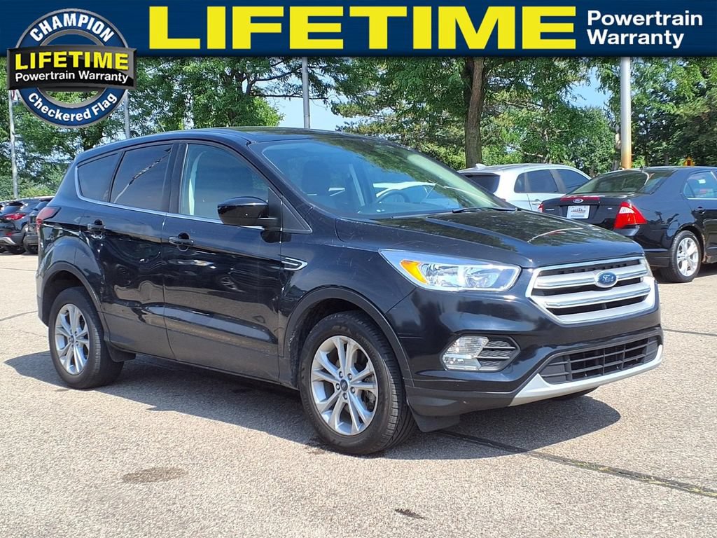 Used 2019 Ford Escape SE AWD/4WD image 3