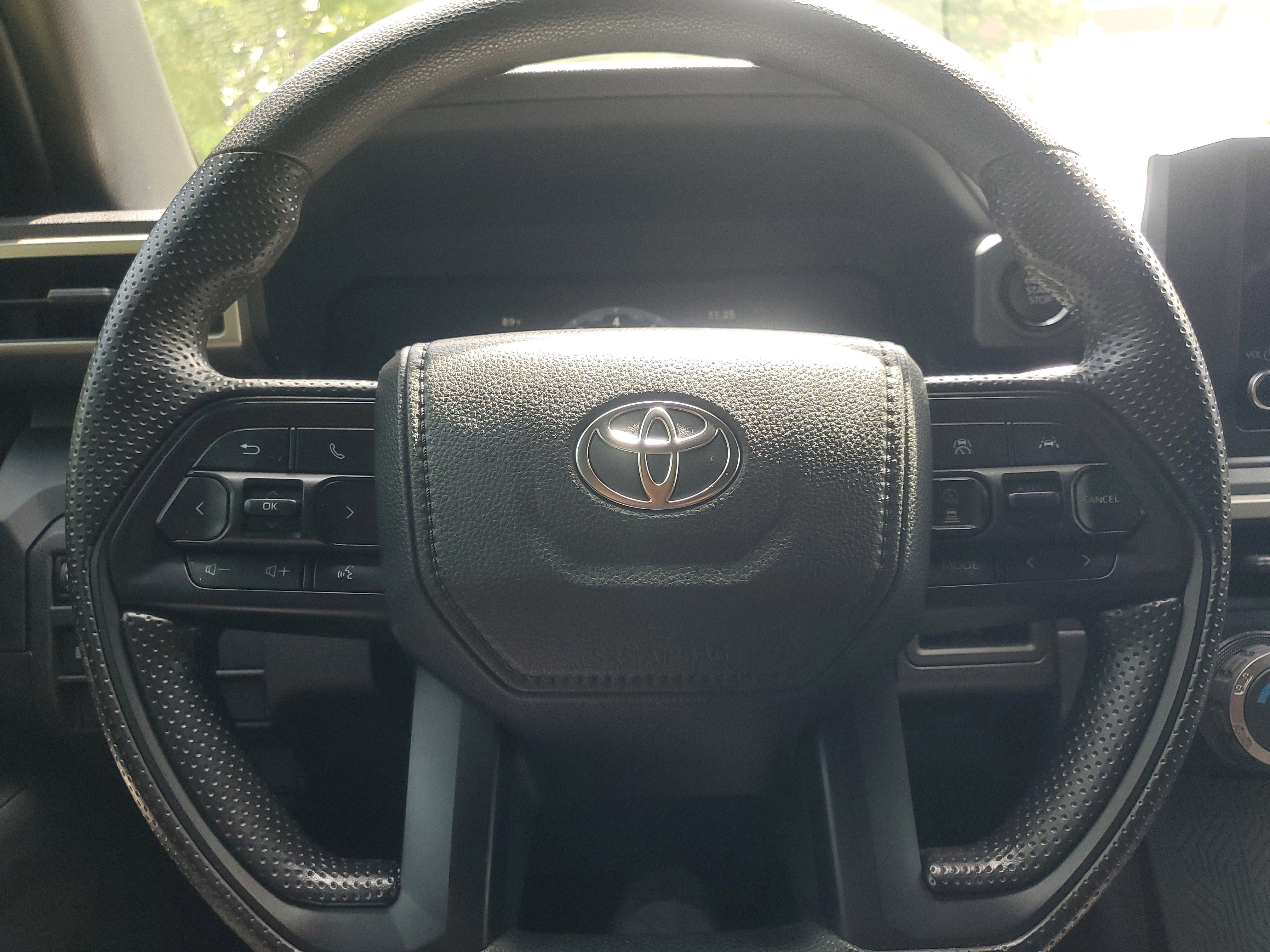 Used 2025 Toyota Tacoma SR RWD image 19