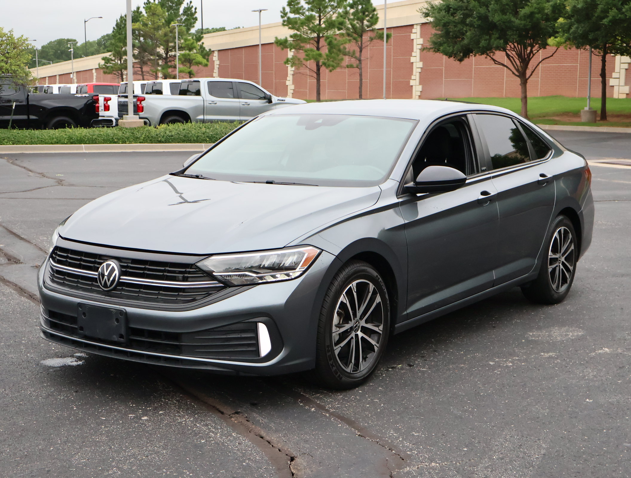 Used 2023 Volkswagen Jetta Sport FWD image 22