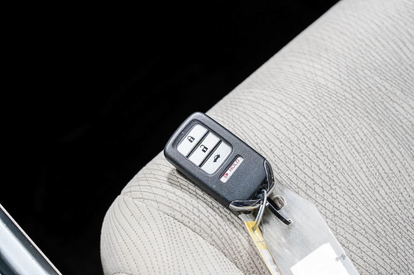 Used 2013 Honda Accord EX image 29