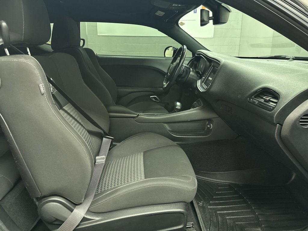 Used 2019 Dodge Challenger R/T Scat Pack w/ Driver Convenience Group image 21