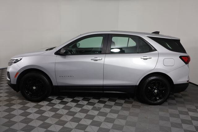Used 2022 Chevrolet Equinox LS image 5