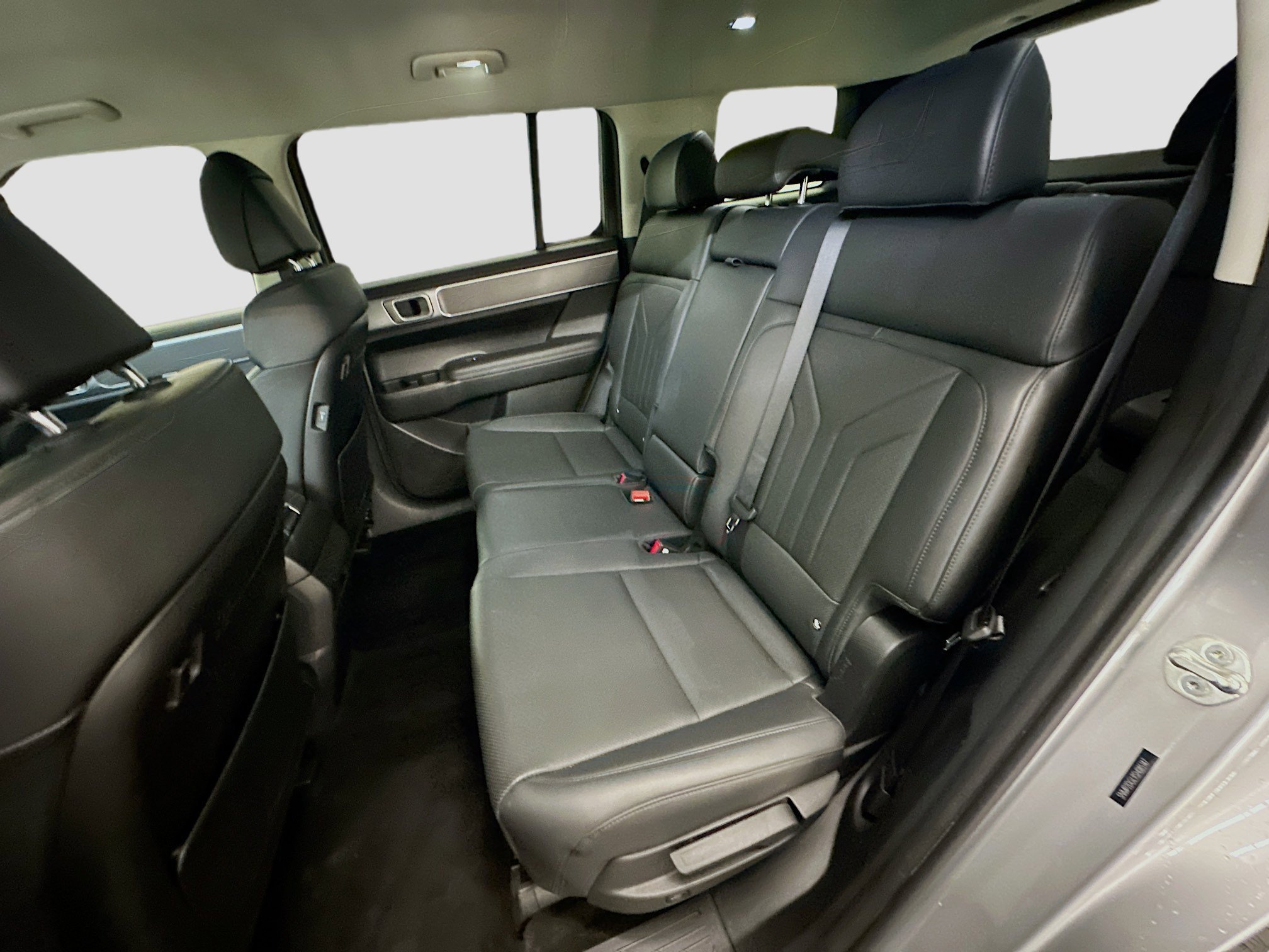 Used 2025 Hyundai Santa Fe SEL image 28