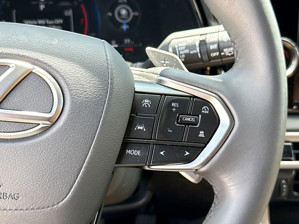 Used 2025 Lexus RX 350 FWD w/ Technology Package image 27