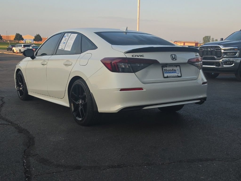 Used 2025 Honda Civic Sport image 5