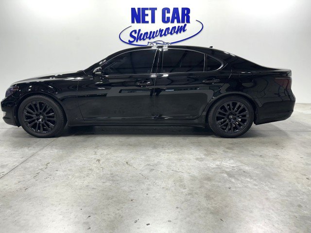 Used 2011 Lexus LS 460 w/ Comfort Pkg RWD image 6