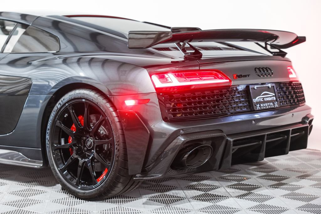 Used 2023 Audi R8 V10 GT RWD image 17
