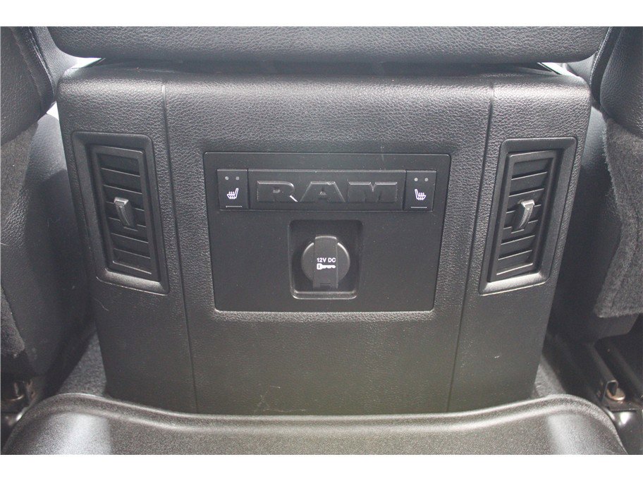 Used 2016 RAM 3500 Laramie AWD/4WD image 38
