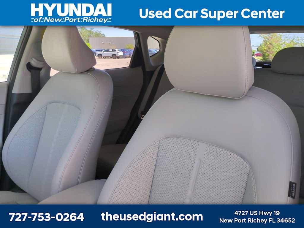 Used 2026 Hyundai Kona Limited FWD image 7