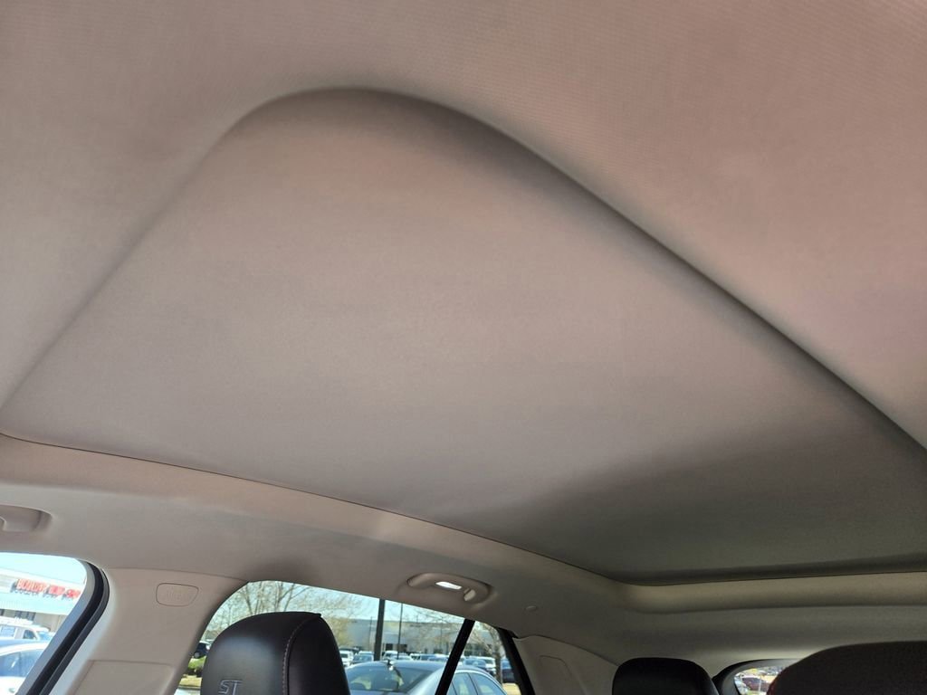 Certified 2023 Buick Envision Essence w/ Sport Touring Package AWD/4WD image 15