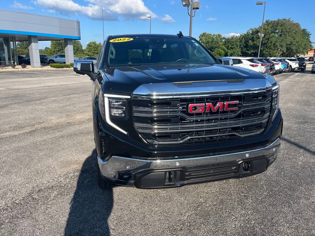 Used 2022 GMC Sierra 1500 SLT w/ SLT Premium Plus Package image 8