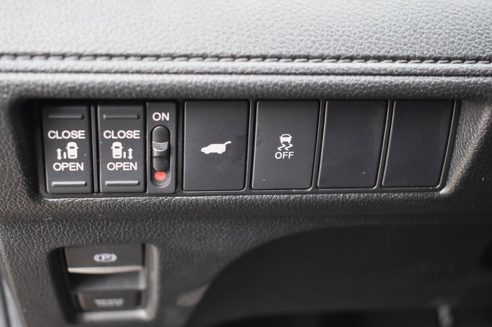 Used 2025 Honda Odyssey Sport-L image 25