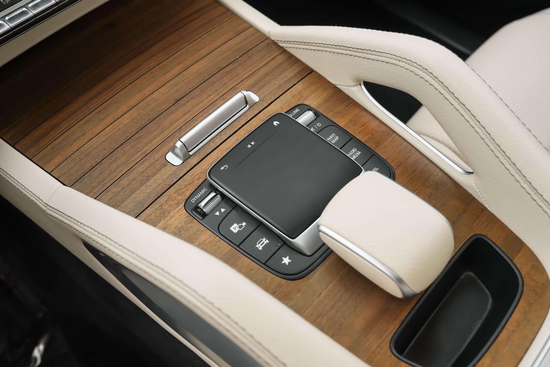 Used 2023 Mercedes-Benz GLE 450 4MATIC image 18