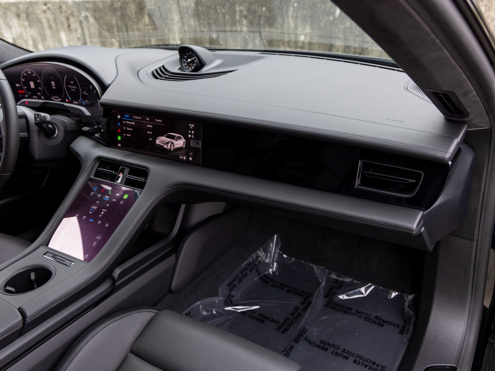 New 2025 Porsche Taycan 4S image 51